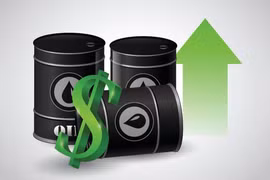 Giá dầu thế giới tiếp đà tăng mạnh đến 12,21%