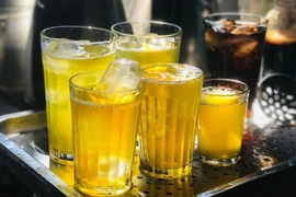 Nước trà đá và nguy cơ tiềm ẩn với thận, tim mạch