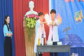 Hơn 1.200 học sinh tham gia chương trình “Em yêu khoa học”