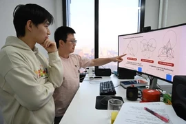 Trung Quốc phát triển hệ thống AI tổng quát đầu tiên trên thế giới tự động ra đề và giải đề Toán