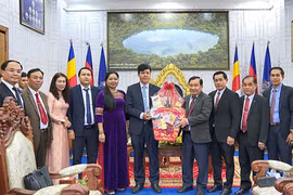 Ủy ban MTTQ Việt Nam tỉnh Gia Lai thăm, chúc Tết Mặt trận Đoàn kết phát triển Tổ quốc Campuchia tỉnh Ratanakiri 