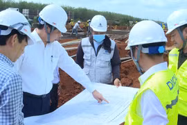 Phó Chủ tịch UBND tỉnh Lâm Hải Giang kiểm tra tiến độ dự án trường phổ thông nội trú liên cấp tại 4 xã biên giới