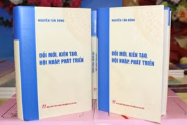 Nguyên Thủ tướng Nguyễn Tấn Dũng ra mắt sách "Đổi mới, kiến tạo, hội nhập, phát triển"