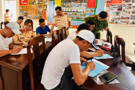 Gia Lai: Tuyên truyền, ký cam kết bảo đảm an toàn giao thông đường thủy và hoạt động du lịch