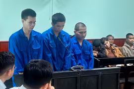 Gia Lai: Giải quyết mâu thuẫn bằng hung khí, 3 bị cáo trả giá