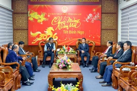 Phó Chủ tịch UBND tỉnh Nguyễn Hữu Quế tiếp xã giao Tổng lãnh sự quán Ấn Độ tại TP. Hồ Chí Minh