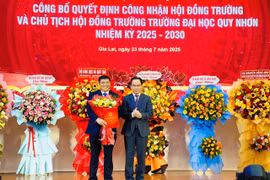 PGS.TS Nguyễn Quang Ngoạn giữ chức Chủ tịch Hội đồng Trường Đại học Quy Nhơn