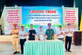 Phát động mô hình điểm về công tác bảo đảm trật tự an toàn giao thông trong trường học