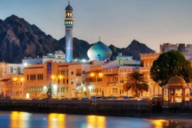 Oman là quốc gia vùng Vịnh đầu tiên đánh thuế thu nhập cá nhân từ năm 2028