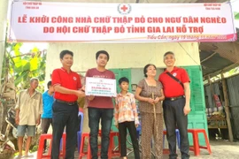 Hội Chữ thập đỏ Gia Lai hỗ trợ xây nhà và trao tặng sinh kế cho ngư dân nghèo tỉnh Trà Vinh