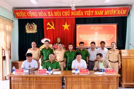 Đak Pơ: 80 hợp tác xã, doanh nghiệp, cá nhân kinh doanh vận tải ký kết chấp hành pháp luật