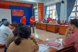 Tập huấn kỹ năng sơ-cấp cứu cho tình nguyện viên Chữ thập đỏ huyện Ia Pa