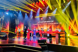 TRỰC TIẾP: Lễ tổng kết và trao thưởng Giải báo chí "Vì sự nghiệp Đại đoàn kết toàn dân tộc" lần thứ XVI