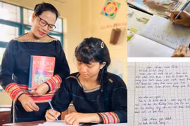 Học sinh Trường Phổ thông Dân tộc nội trú THCS Ia Grai (xã Ia Grai, tỉnh Gia Lai) tự tin đọc và viết chữ Jrai.