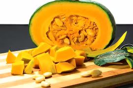 Bí đỏ được xem là "thực phẩm vàng” cho mọi lứa tuổi. Ảnh: Internet