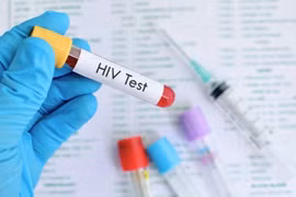 Đường lây HIV ở Việt Nam thay đổi, tập trung ở nhóm quan hệ tình dục đồng giới nam.