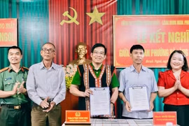 Công an phường Thống Nhất kết nghĩa với làng Bruk Ngol