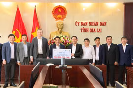 Chủ tịch UBND tỉnh Phạm Anh Tuấn làm việc với Tập đoàn Hùng Nhơn và Tập đoàn De Heus