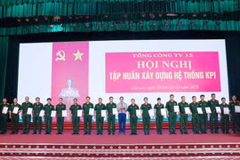 Lớp tập huấn KPI tại Gia Lai do Binh đoàn 15 tổ chức, giúp trang bị kiến thức và nâng cao chất lượng điều hành đơn vị trong tình hình mới.