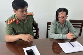 Võ Thị Phụng-đối tượng lợi dụng quyền tự do dân chủ xâm phạm lợi ích của Nhà nước-tại buổi làm việc với cơ quan chức năng.