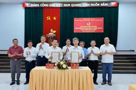 Phường Hoài Nhơn Đông kết nghĩa với phường Ayun Pa