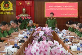 Quang cảnh buổi làm việc giữa đoàn kiểm tra chuyên đề của Cục C11 với Công an tỉnh Gia Lai.