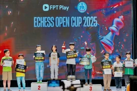 Hoàng Tấn Vinh giành huy chương vàng bảng U10 tại Giải ECHEss Open Cup 2025. Ảnh: NVCC
