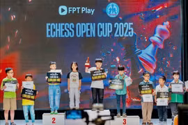 Hoàng Tấn Vinh giành huy chương vàng bảng U10 tại Giải ECHEss Open Cup 2025. Ảnh: NVCC
