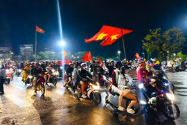 Ngập tràn niềm vui chiến thắng cùng U22 Việt Nam