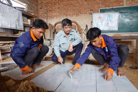 Trường trung học nghề không được dùng cụm từ "phổ thông", "cơ sở"