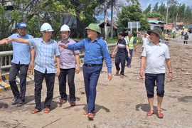 Chủ tịch UBND tỉnh Phạm Anh Tuấn: Nhanh chóng khắc phục sự cố cầu Đăk Pờ Tó.