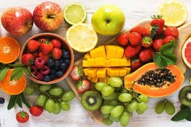 Các loại trái cây là nguồn cung cấp dồi dào vitamin, khoáng chất và chất chống oxy hóa cho làn da.