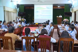 Quang cảnh hội nghị khởi động dự án 4.2 và dự án 5.2 ABC thuộc Chương trình hợp tác Việt-Pháp. 