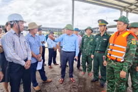 Chủ tịch UBND tỉnh Phạm Anh Tuấn yêu cầu các lực lượng và địa phương chủ động triển khai các biện pháp đảm bảo an toàn cho người dân.