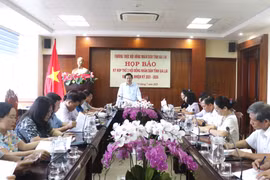 Quang cảnh buổi họp báo. Ảnh: Mai Hoàng