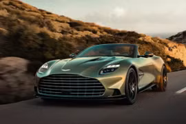 Aston Martin Vanquish Volante 2026: Xe mui trần hiệu suất cao sẽ được sản xuất trong quý III-2025