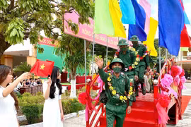 Sửa đổi tiêu chuẩn về mắt trong tuyển chọn và gọi công dân nhập ngũ