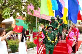 Sửa đổi tiêu chuẩn về mắt trong tuyển chọn và gọi công dân nhập ngũ