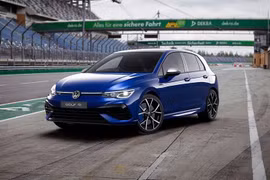 Volkswagen Golf 2025 chính thức mở bán tại Việt Nam, giá từ 798 triệu đồng