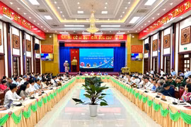 Chương trình đối thoại giữa lãnh đạo tỉnh với các doanh nghiệp trên địa bàn tỉnh. Ảnh: Hà Duy