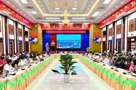 Chương trình đối thoại giữa lãnh đạo tỉnh với các doanh nghiệp trên địa bàn tỉnh. Ảnh: Hà Duy