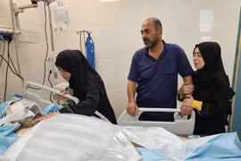 Israel không kích vào Dải Gaza khiến 9 người con của một bác sĩ thiệt mạng