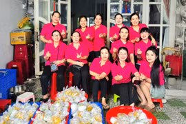 Thắp lửa yêu thương từ căn bếp thiện nguyện