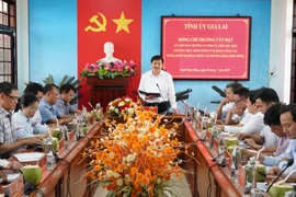 Phó Chủ tịch Thường trực HĐND tỉnh Trương Văn Đạt kiểm tra hoạt động tại phường Hoài Nhơn Đông