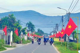 Khánh thành “Đường cờ Tổ quốc” ở xã Phù Mỹ Tây