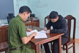 Đối tượng Võ Thế Chính tại cơ quan Công an.