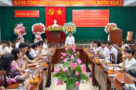 Quang cảnh buổi làm việc. Ảnh: Dũng Nhân