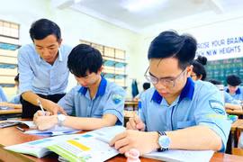 Nhờ quá trình chuẩn bị và ôn tập nghiêm túc, năm nay, nhiều trường học tại Gia Lai có tỷ lệ học sinh tốt nghiệp THPT đạt 100%. Ảnh: Trần Dung