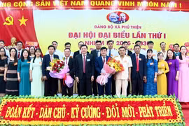 Ra mắt Ban Chấp hành Đảng bộ xã Phú Thiện