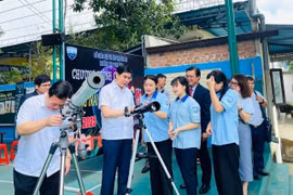 Phó Chủ tịch UBND tỉnh Lâm Hải Giang thăm, làm việc tại Trường THPT Chi Lăng và Trường TH, THCS và THPT Sao Việt